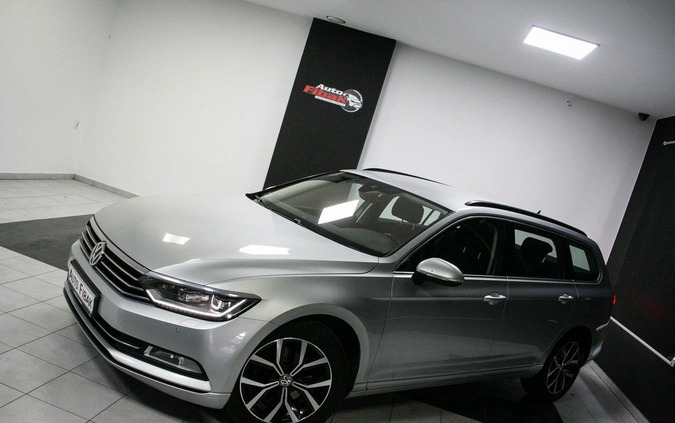 Volkswagen Passat cena 63900 przebieg: 261000, rok produkcji 2018 z Piła małe 191